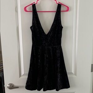 Black Velvet Sleeveless Dress